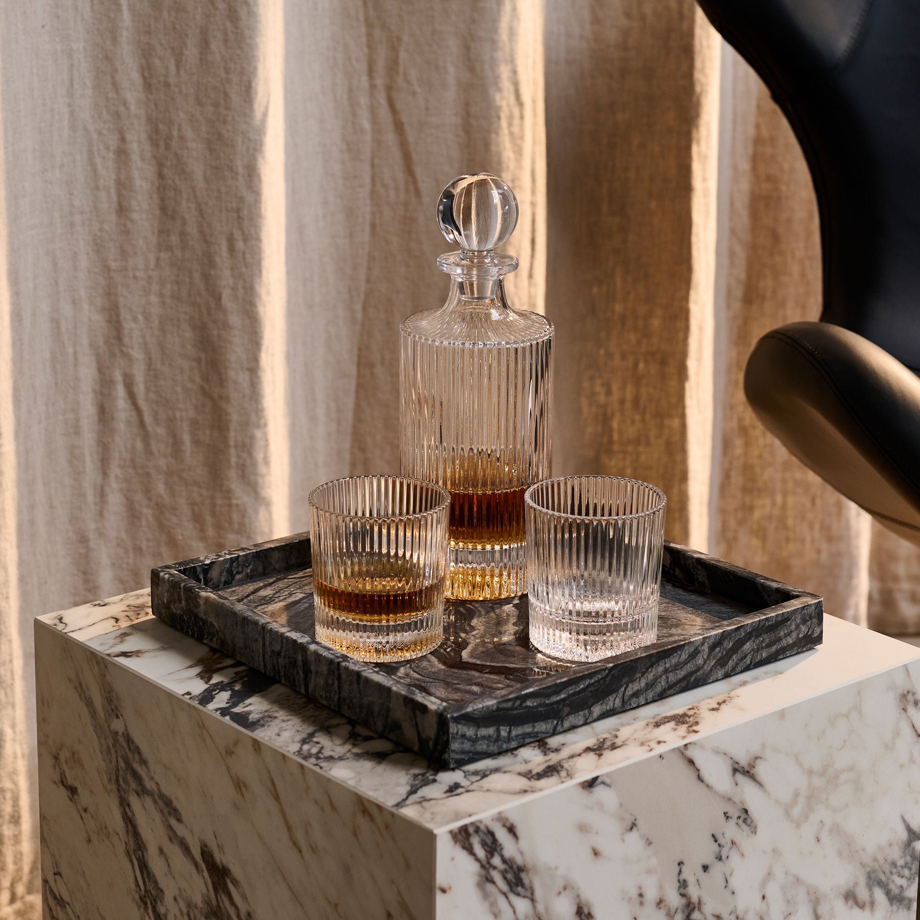 Marble II Square Bakke